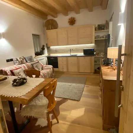 The Wooden House Apartament *