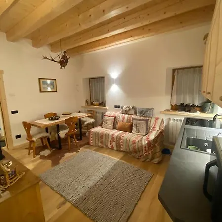 The Wooden House * ואלה די קאדורה