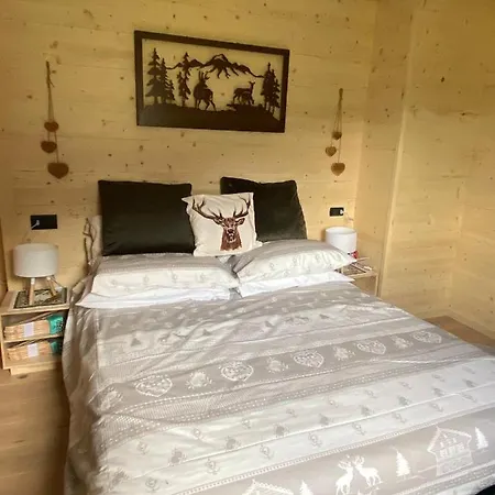 The Wooden House * ואלה די קאדורה