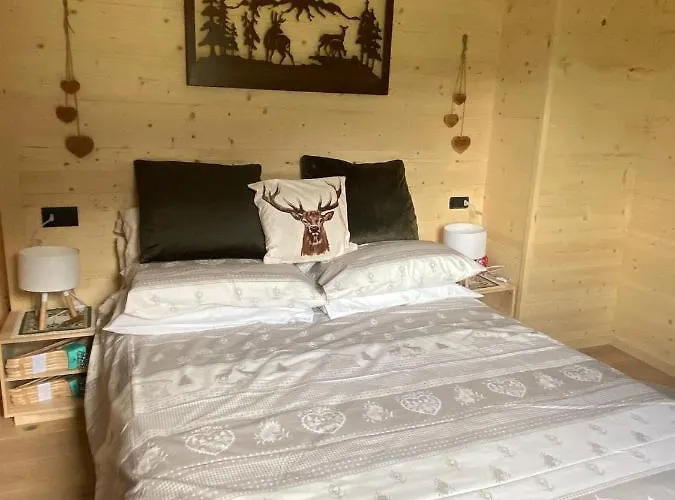 The Wooden House * ואלה די קאדורה